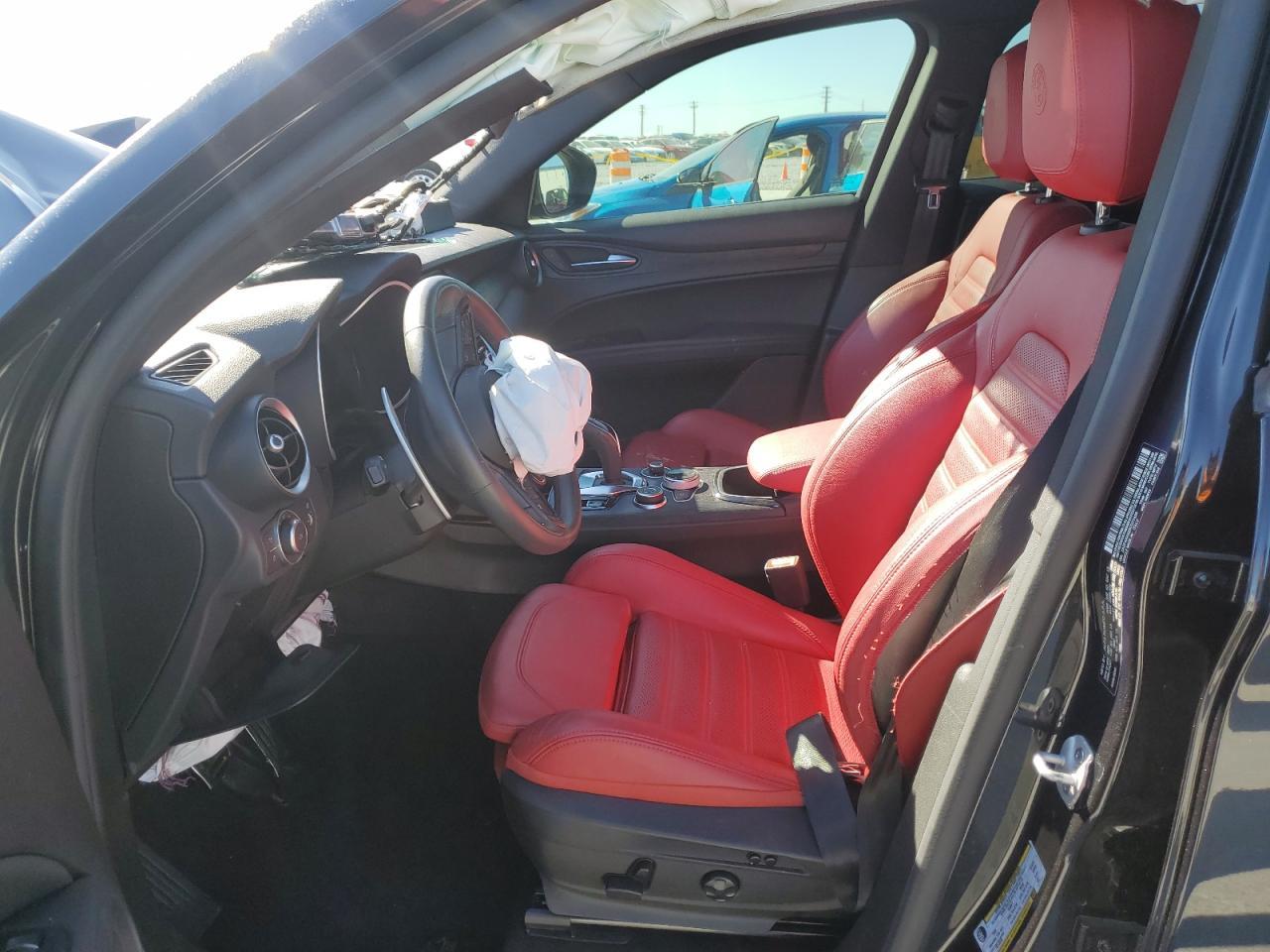 2024 Alfa Romeo Stelvio Sprint - Фото 7