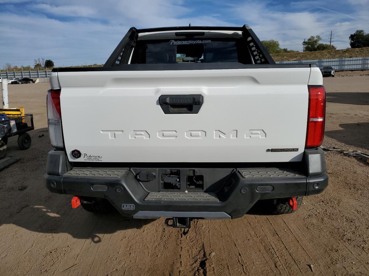 2025 Toyota Tacoma Double Cab - Image 6