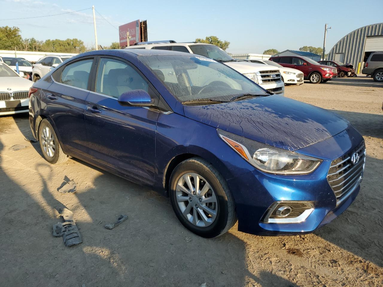 2021 Hyundai Accent Se - Фото 4
