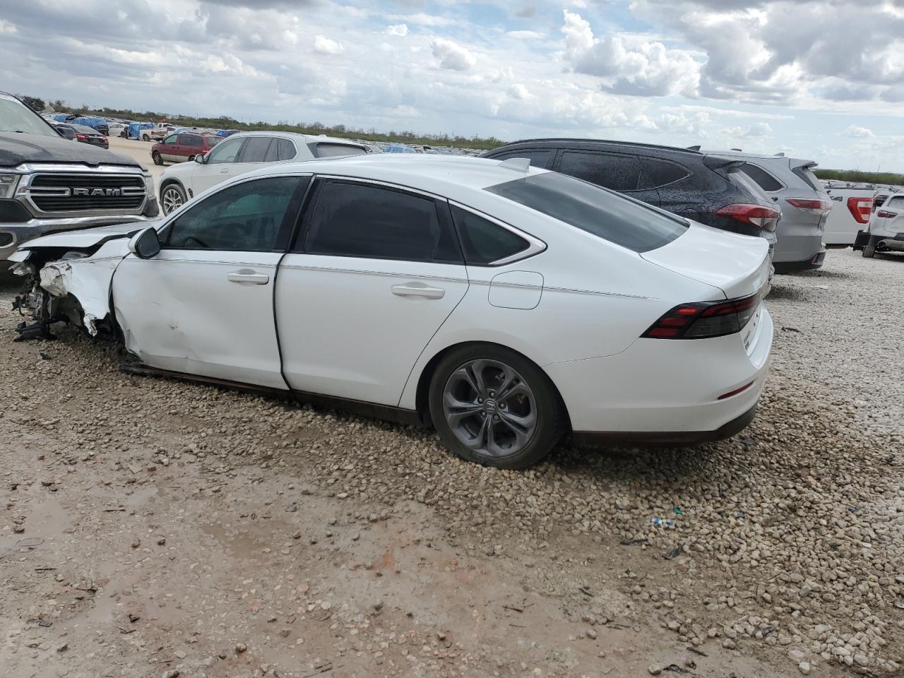 2023 Honda Accord Ex - Image 2