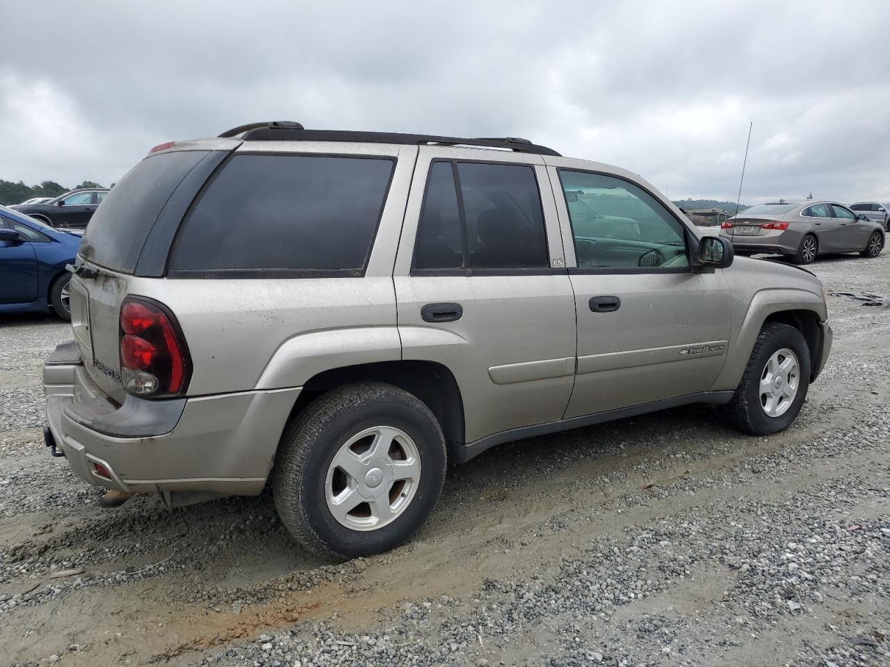 2002 Chevrolet Trailblazer - Image 3