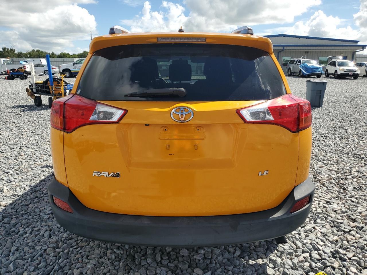 2015 Toyota Rav4 Le - Фото 6