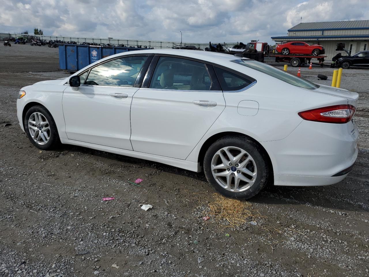 2014 Ford Fusion Se - Image 2