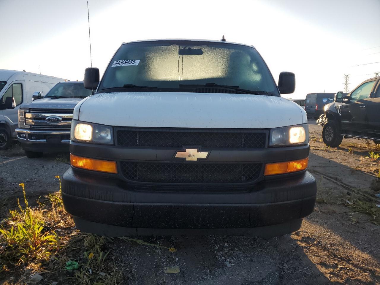 2020 Chevrolet Express G2500 - Фото 5
