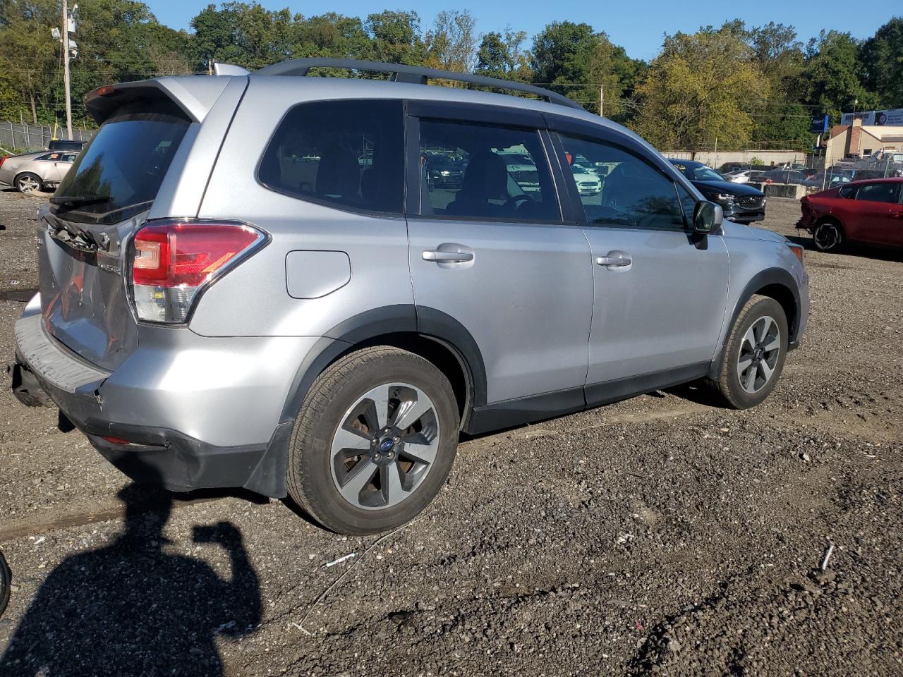 2018 Subaru Forester 2.5I Premium - Фото 3