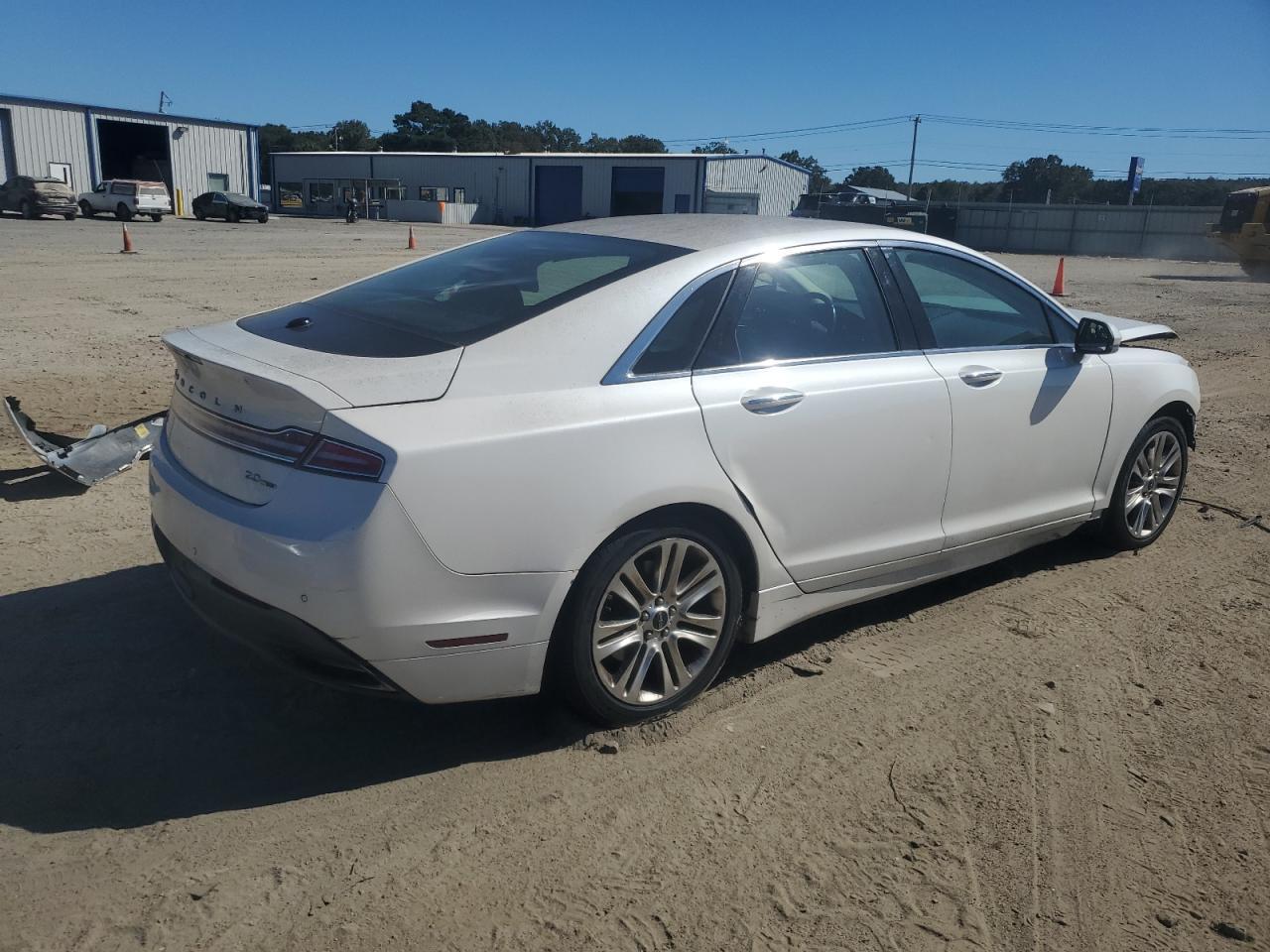 2015 Lincoln Townhouse Mkz - Image 3