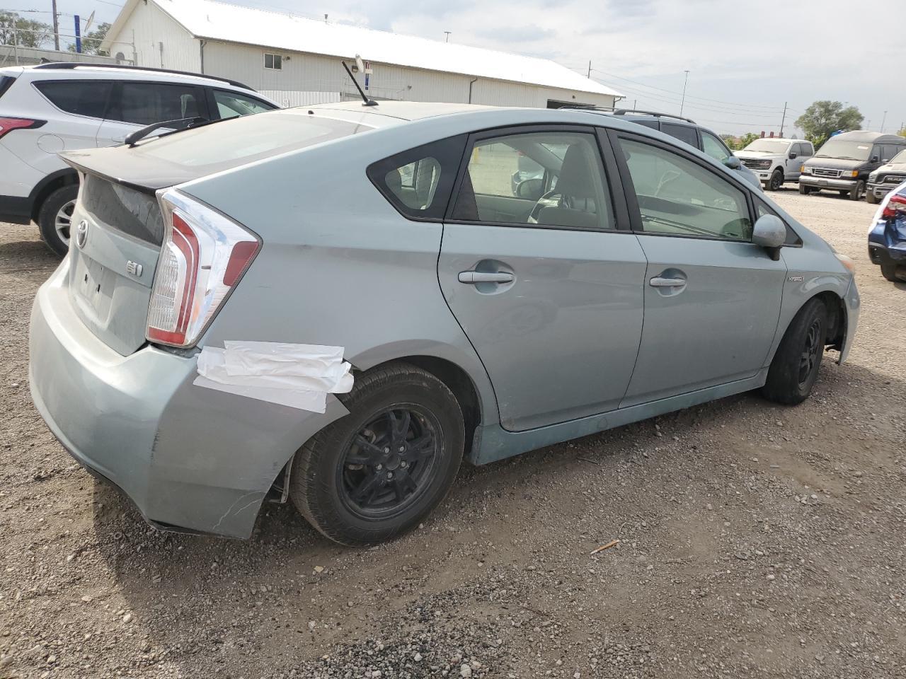 2013 Toyota Prius - Фото 3