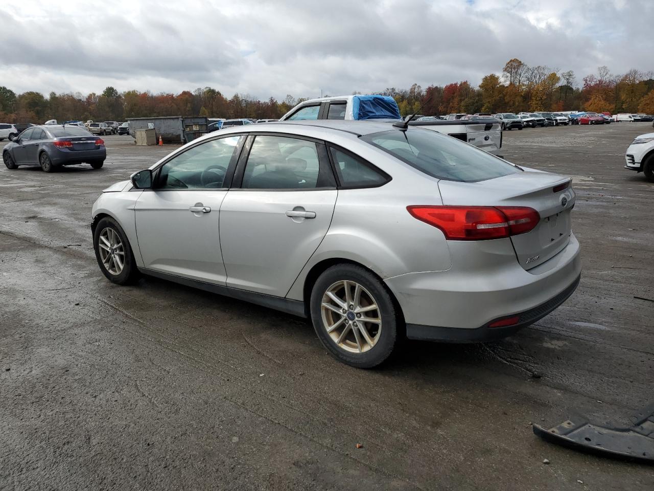 2016 Ford Focus Se - Фото 2