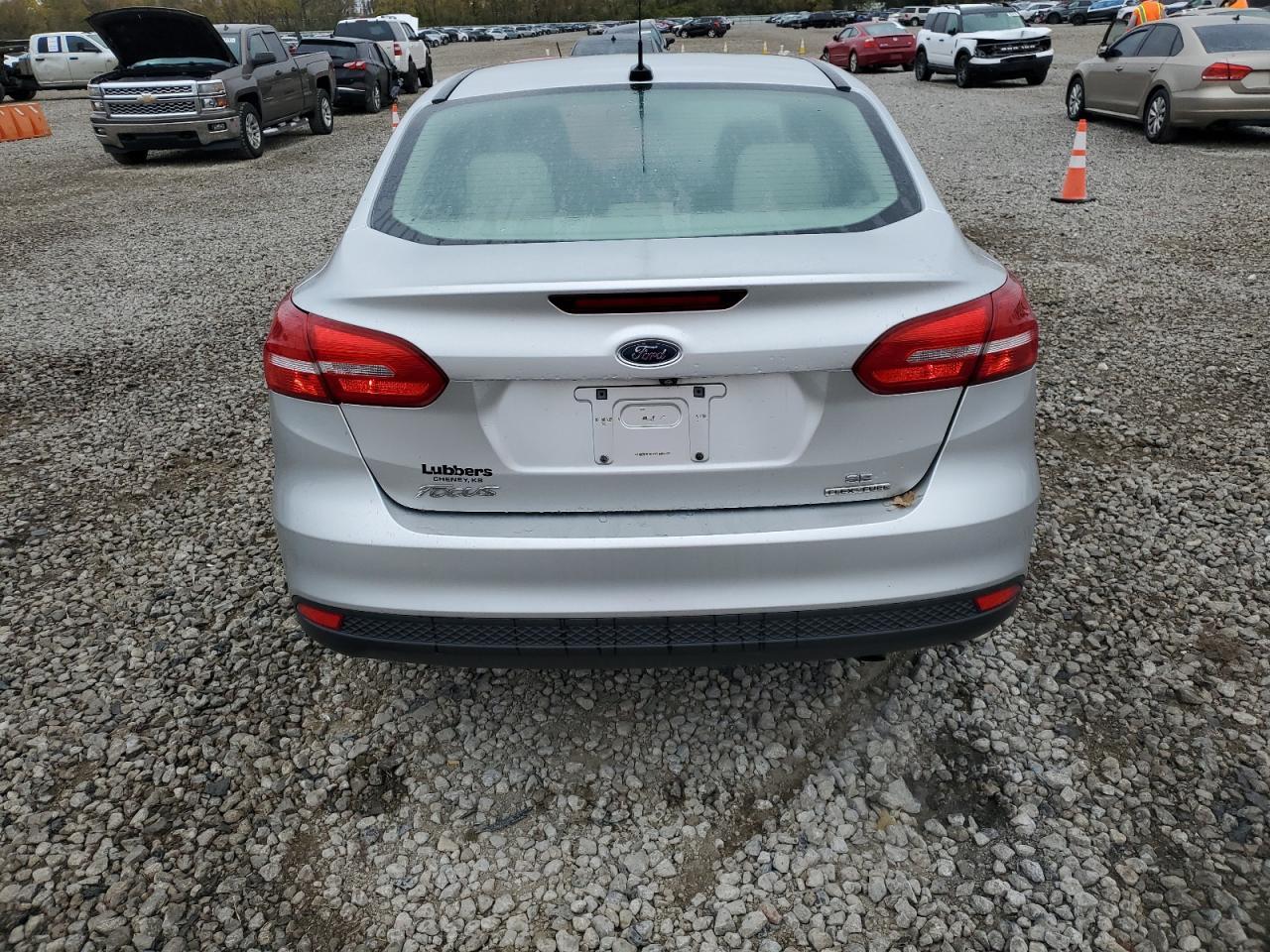 2015 Ford Focus Se - Фото 6