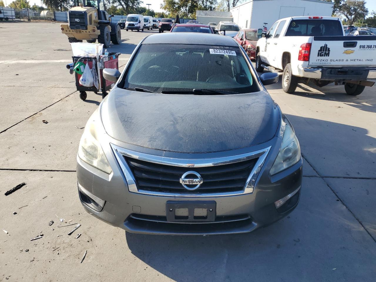 2014 Nissan Altima 2.5 - Image 5