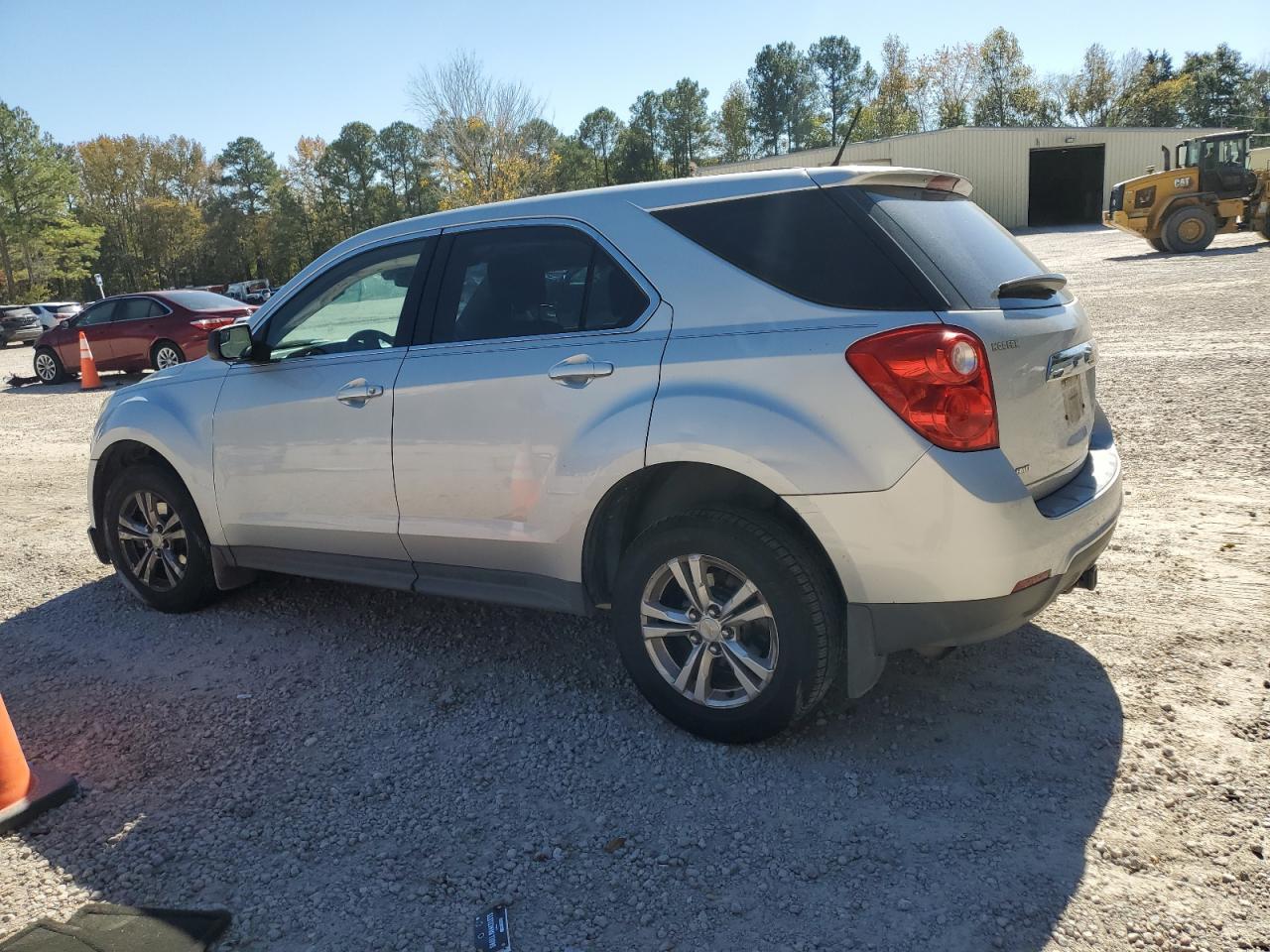 2013 Chevrolet Equinox Ls - Image 2