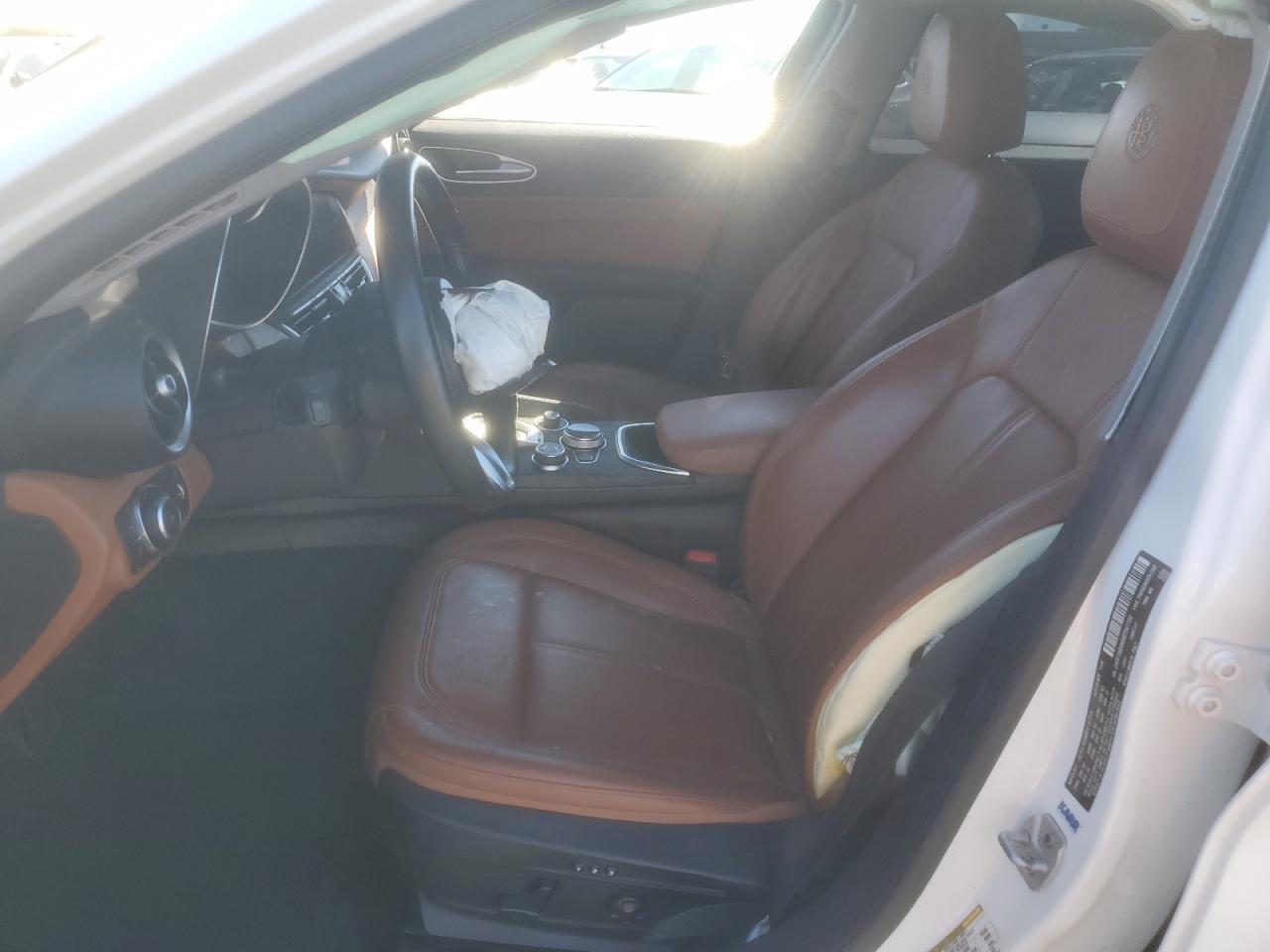 2021 Alfa Romeo Giulia Sport - Фото 7