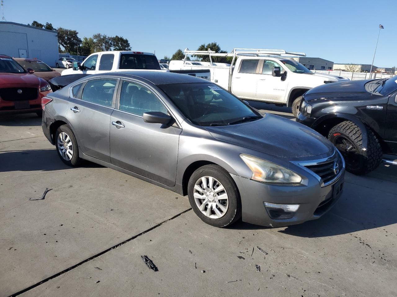 2014 Nissan Altima 2.5 - Image 4