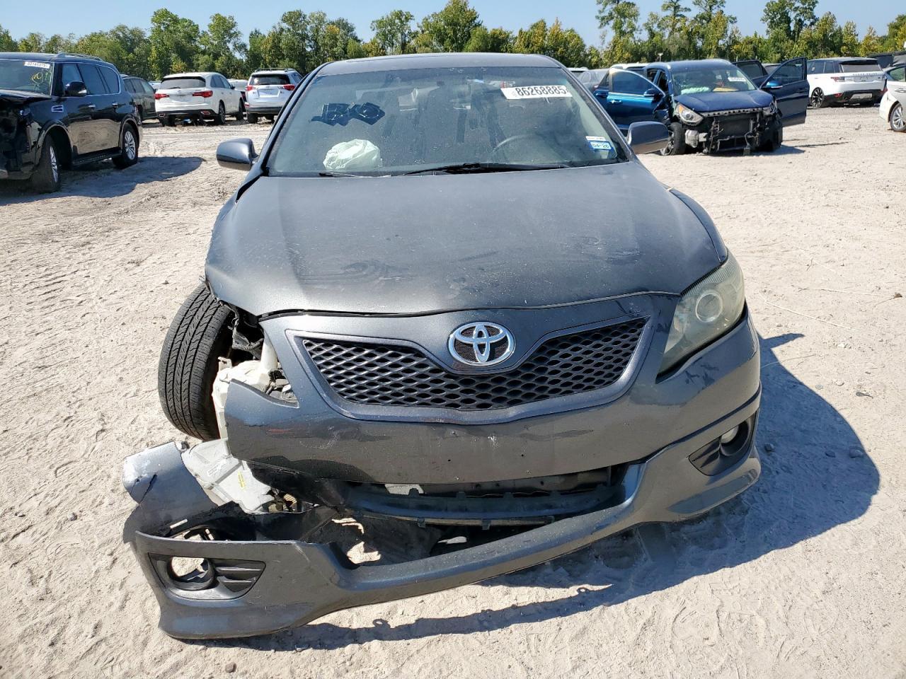 2010 Toyota Camry Se - Image 5