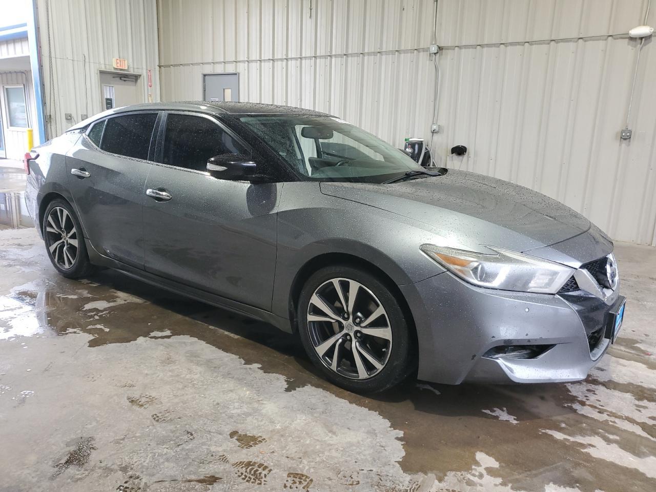 2017 Nissan Maxima 3.5S - Image 4
