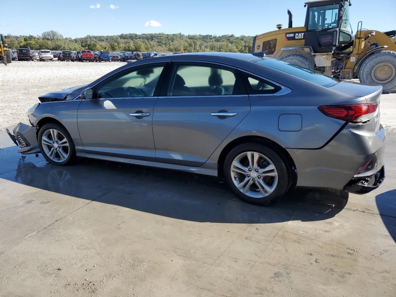 2019 Hyundai Sonata Limited - Image 2