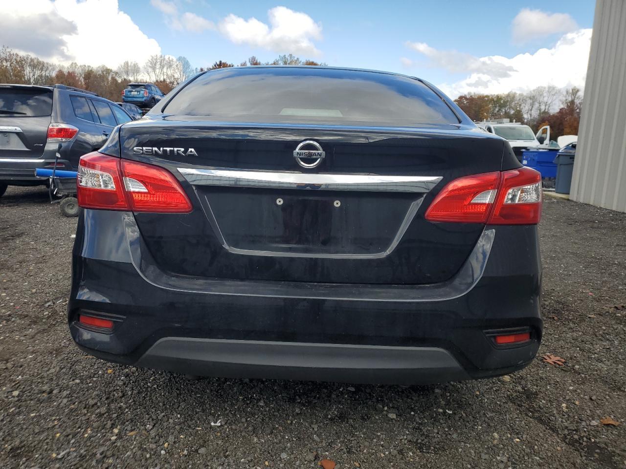 2019 Nissan Sentra S - Фото 6