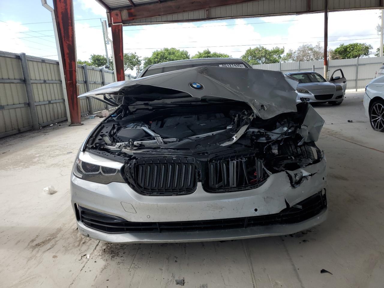 2020 BMW 540 I - Image 5