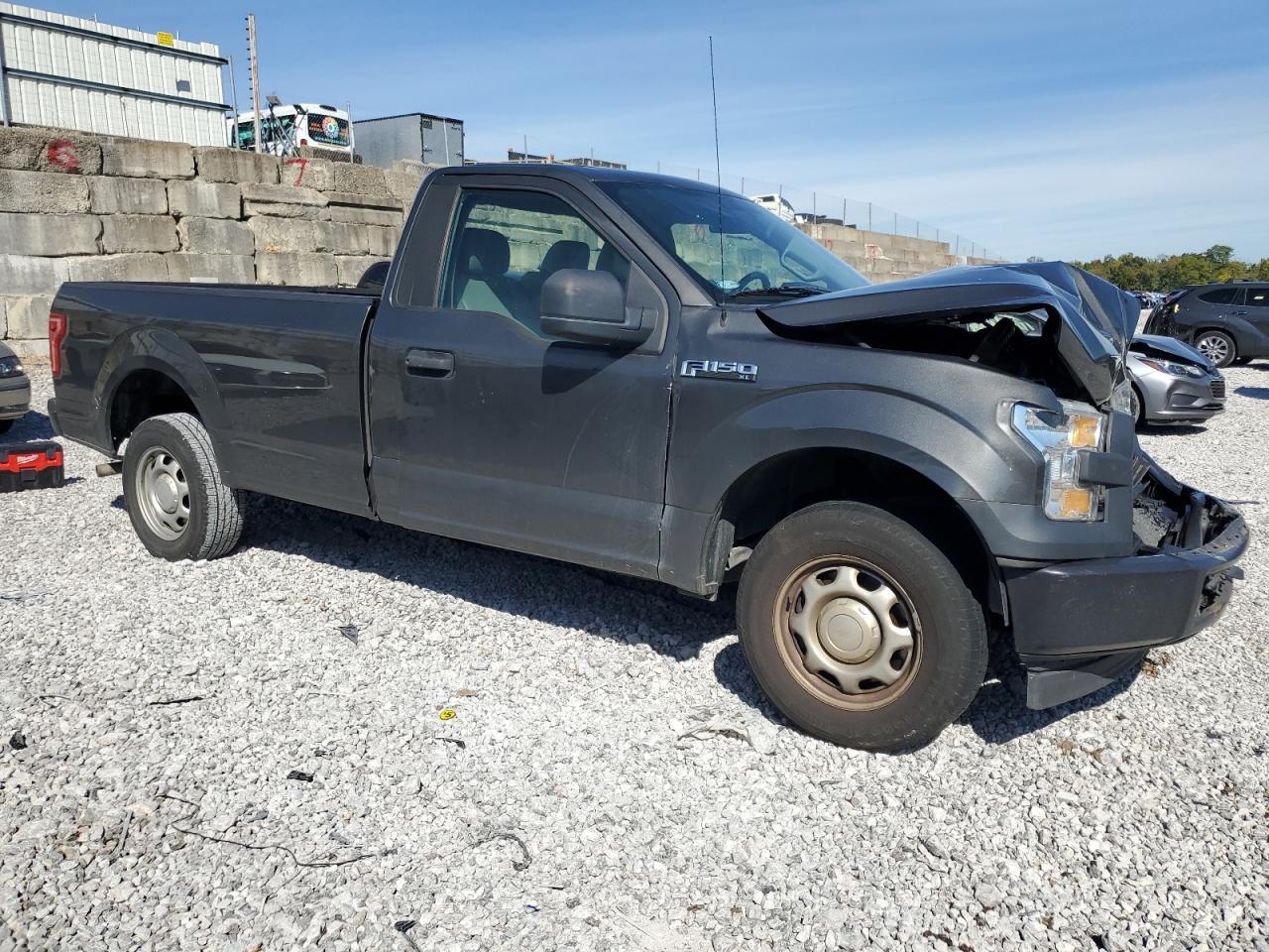 2017 Ford F150 - Image 4