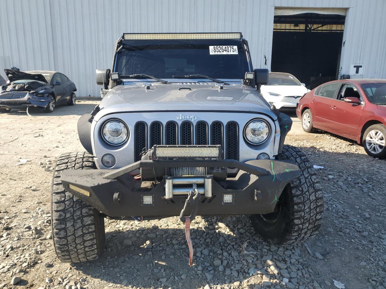 2017 Jeep Wrangler Unlimited Rubicon - Фото 5