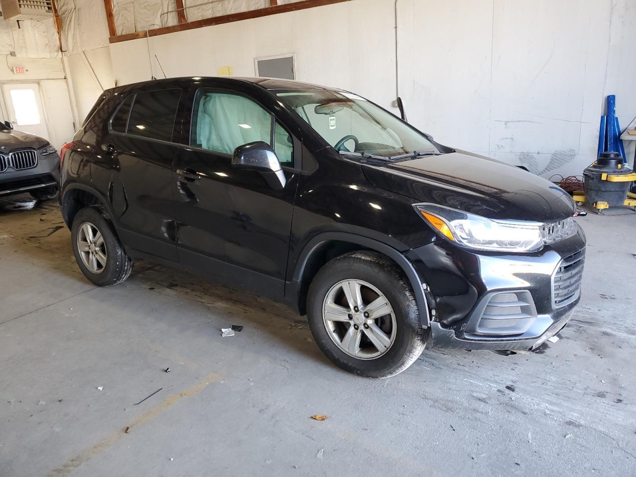 2020 Chevrolet Trax Ls - Image 4