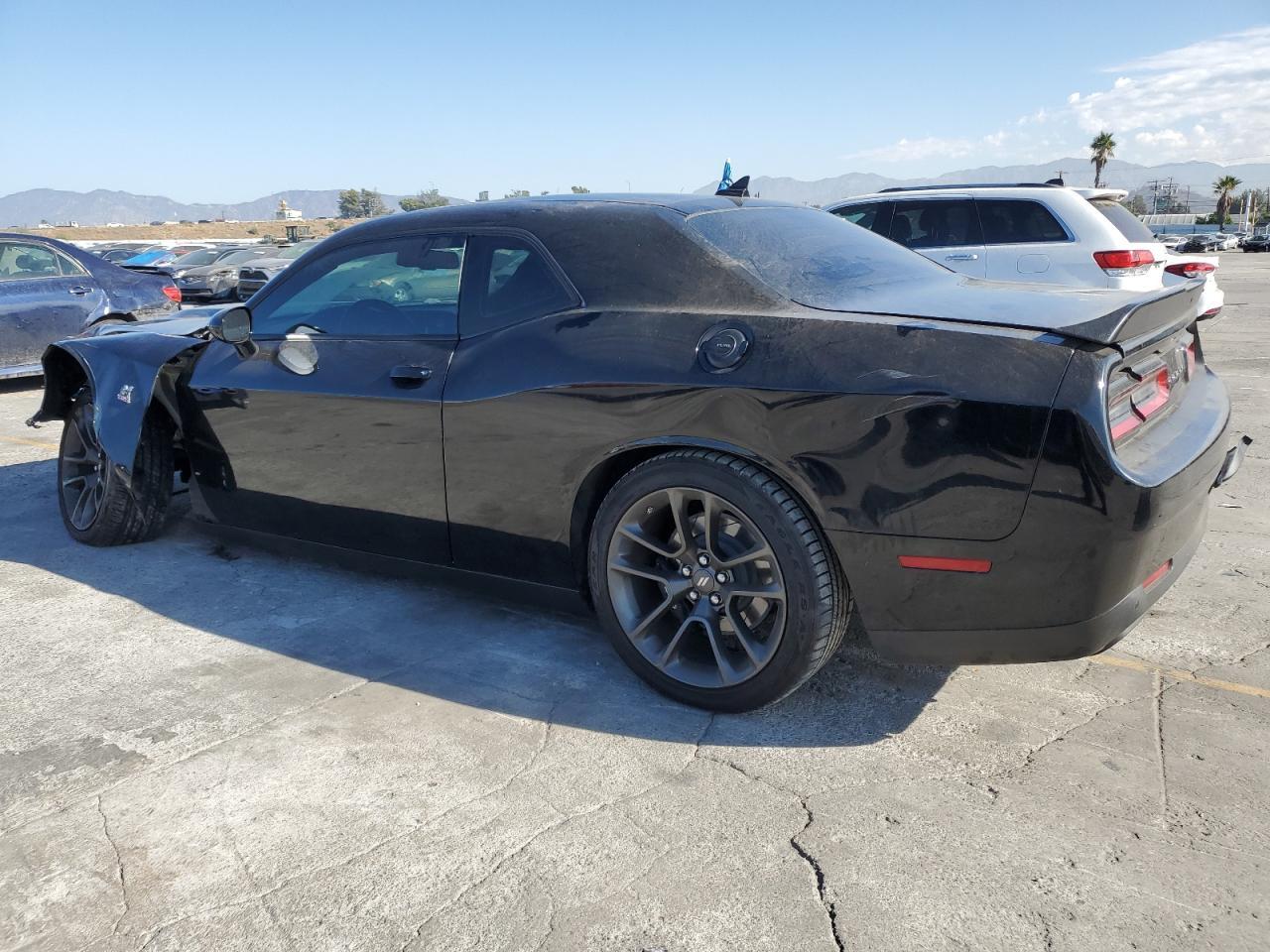 2020 Dodge Challenger - Фото 2