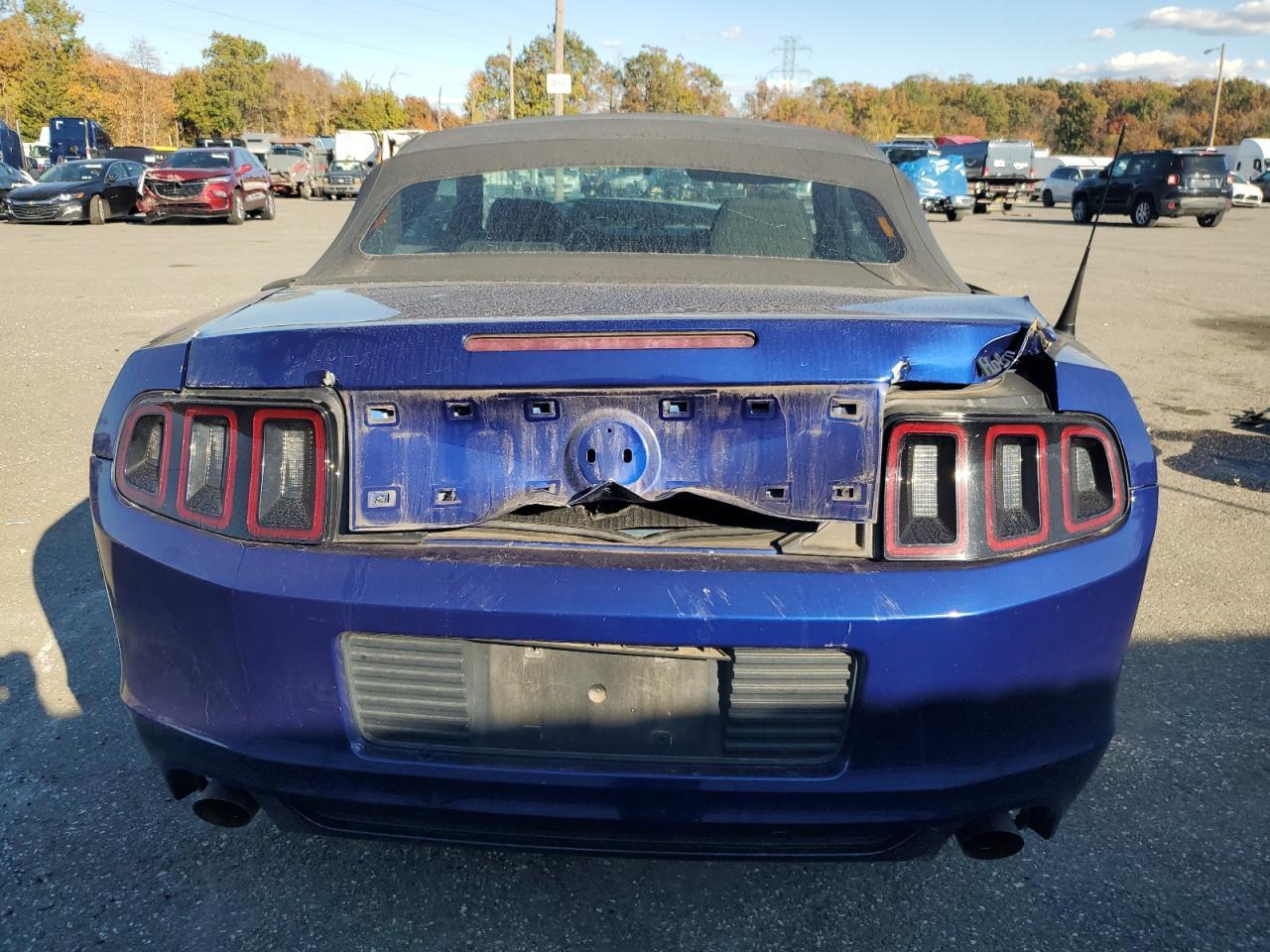 2014 Ford Mustang - Фото 6