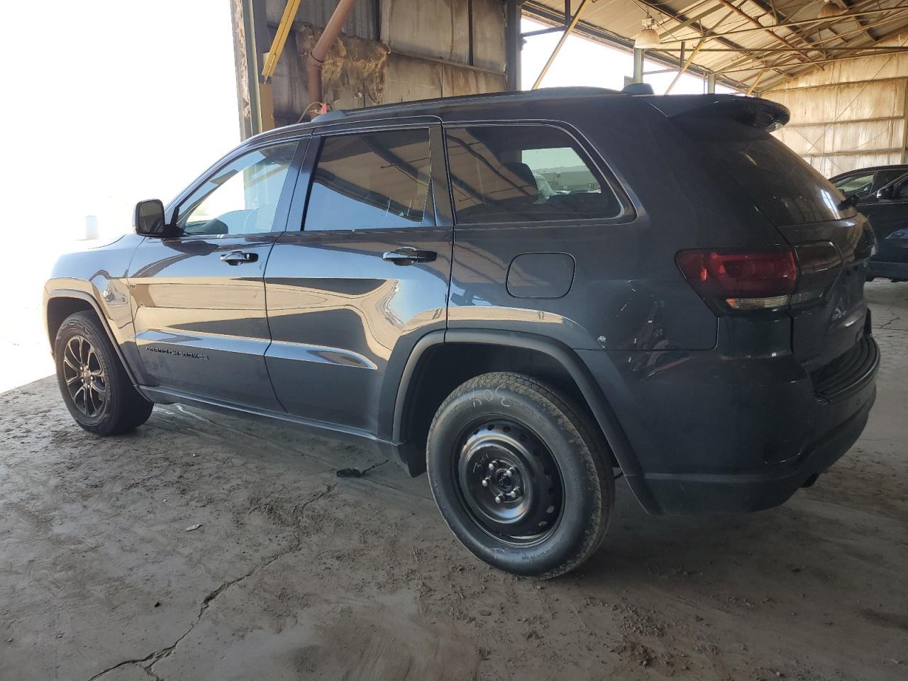 2015 Jeep Grand Cherokee Limited - Image 2