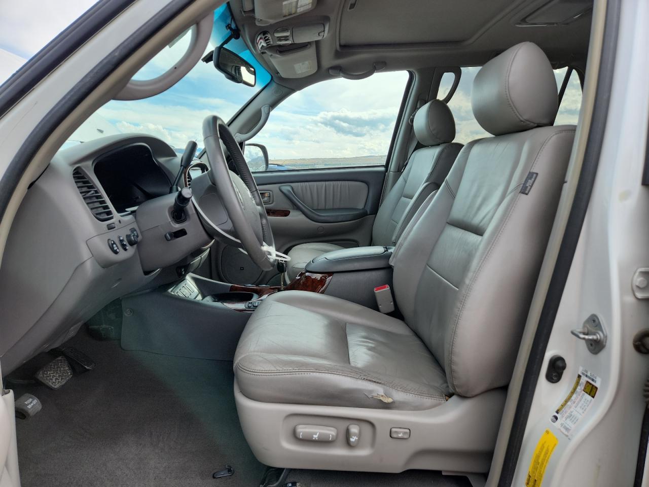 2007 Toyota Sequoia Limited - Image 7