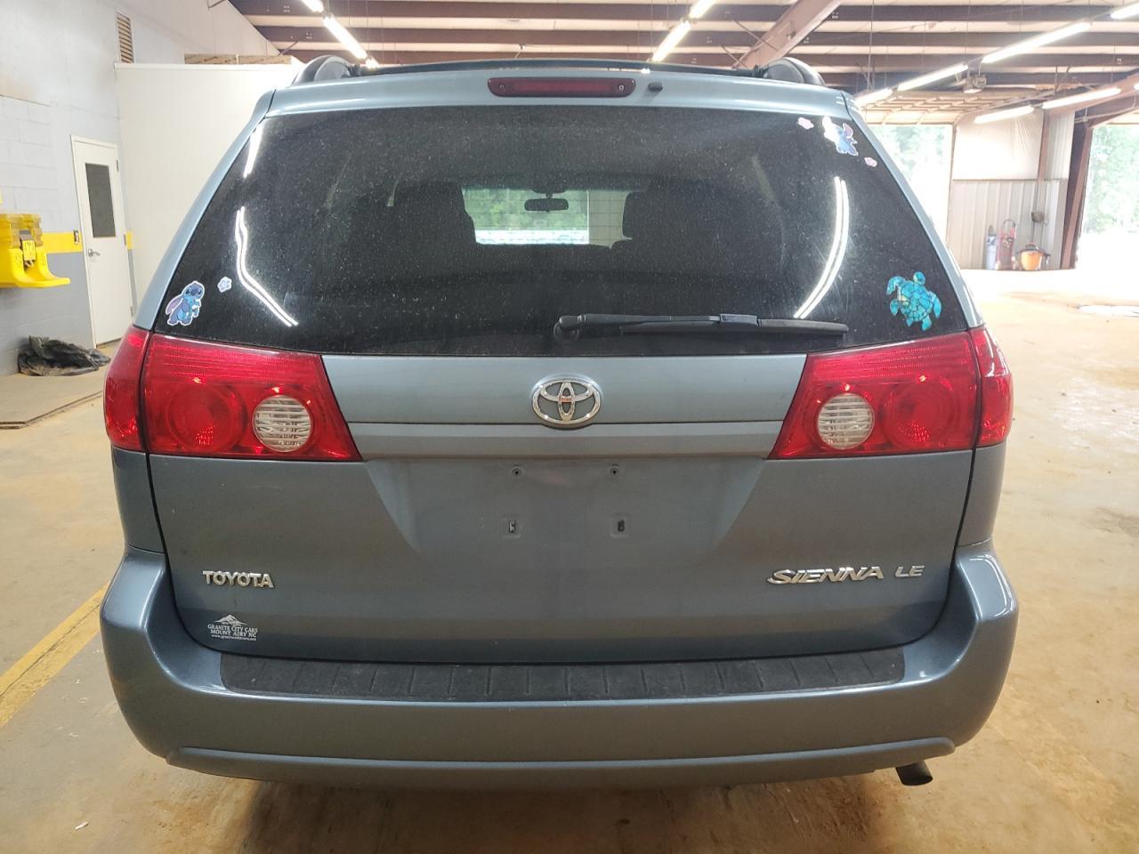 2006 Toyota Sienna Ce - Image 6