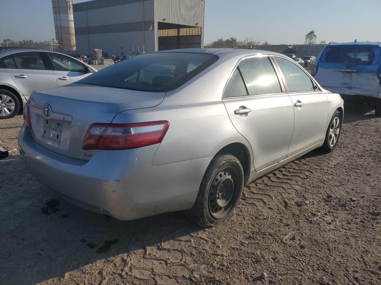 2007 Toyota Camry Ce - Image 3