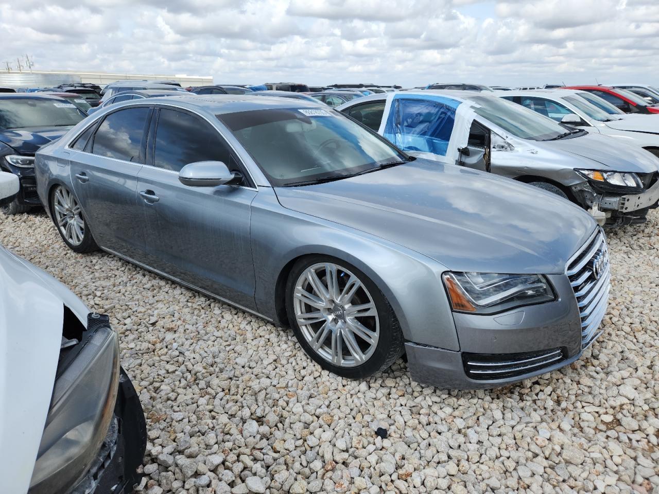 2012 Audi A8 Quattro - Фото 4