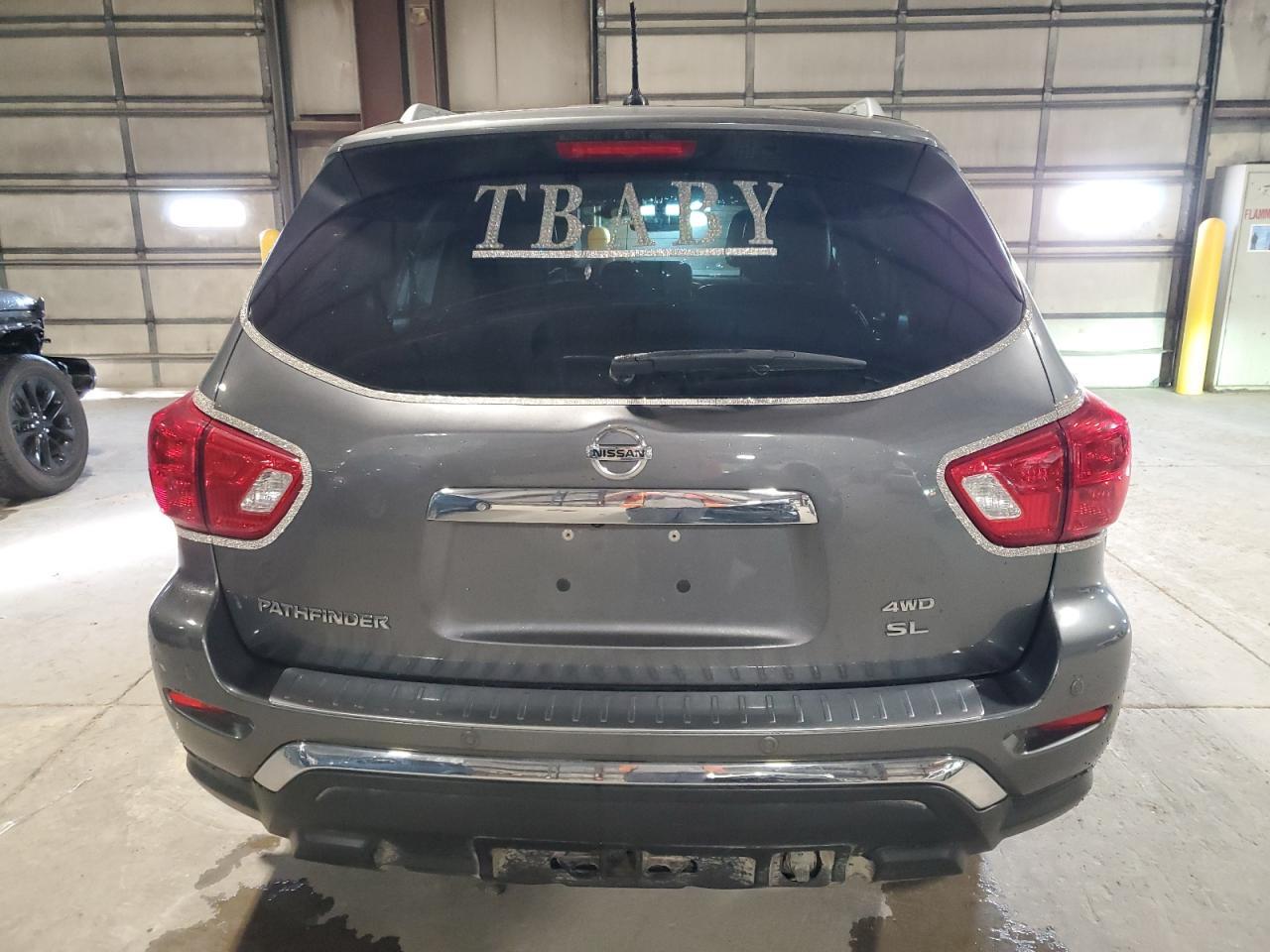 2017 Nissan Pathfinder S - Image 6