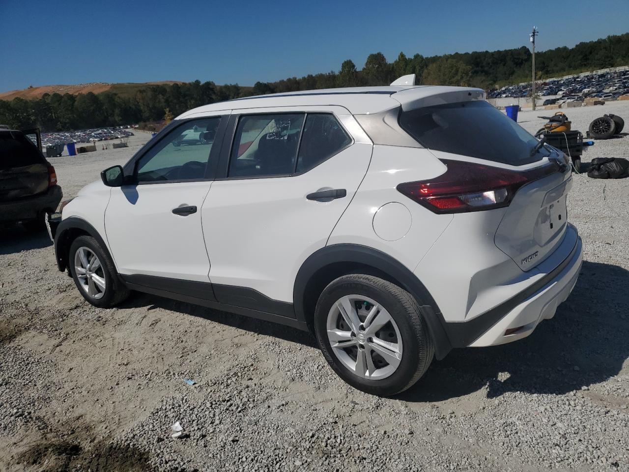 2024 Nissan Kicks S - Фото 2