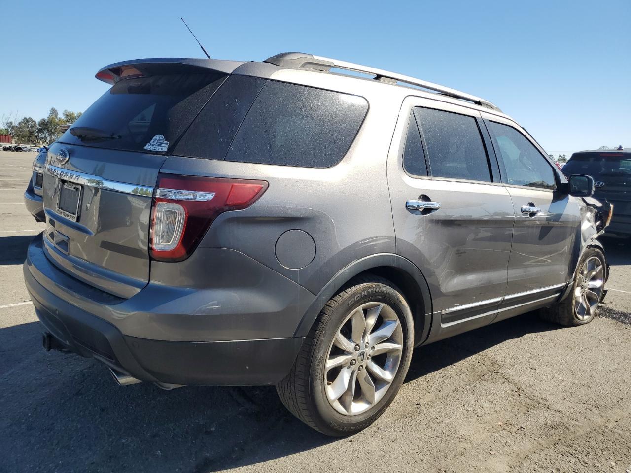 2011 Ford Explorer Xlt - Фото 3