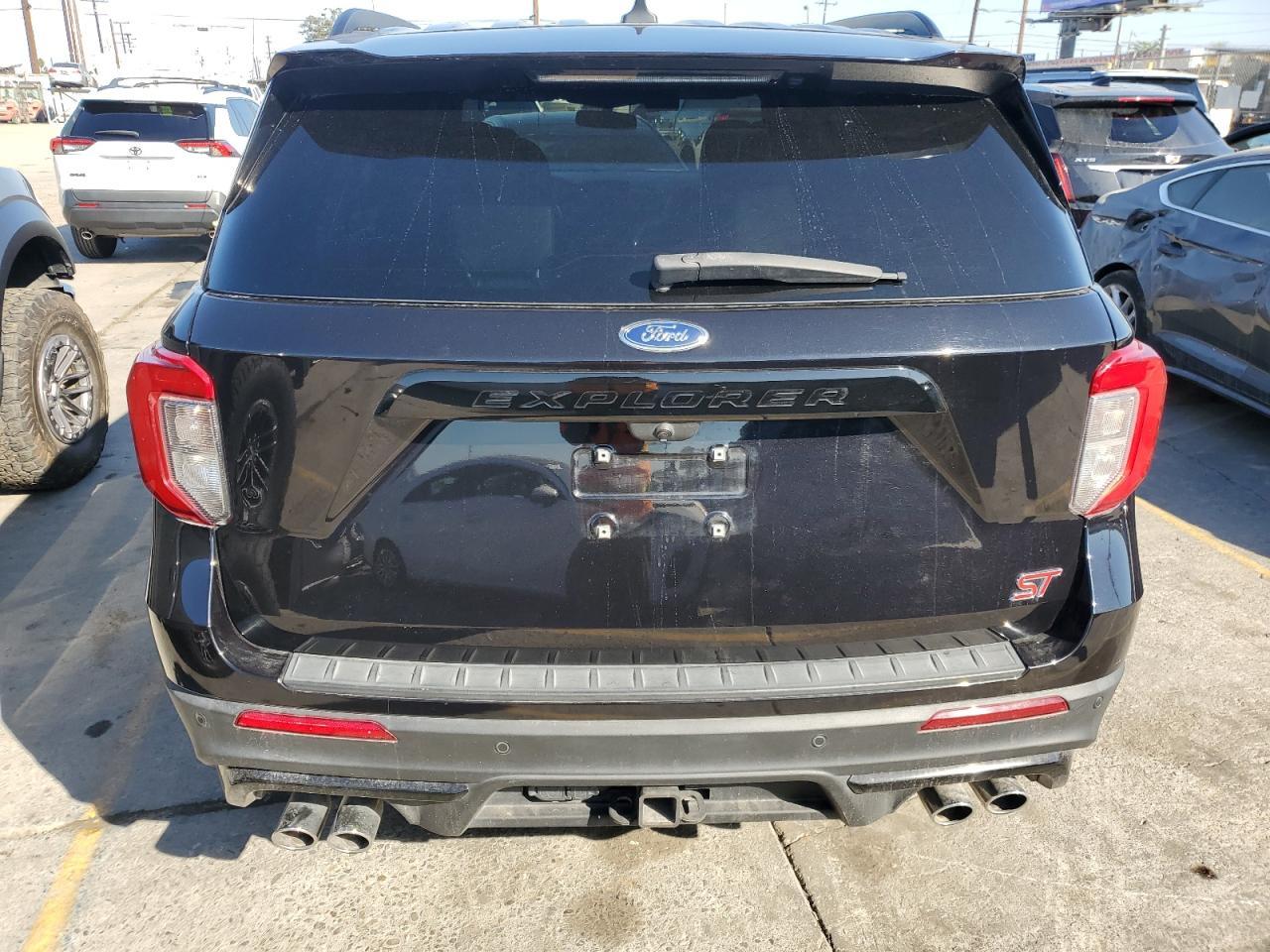 2022 Ford Explorer St - Image 6