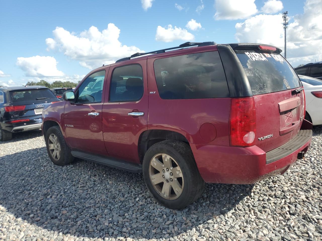 2007 GMC Yukon - Фото 2