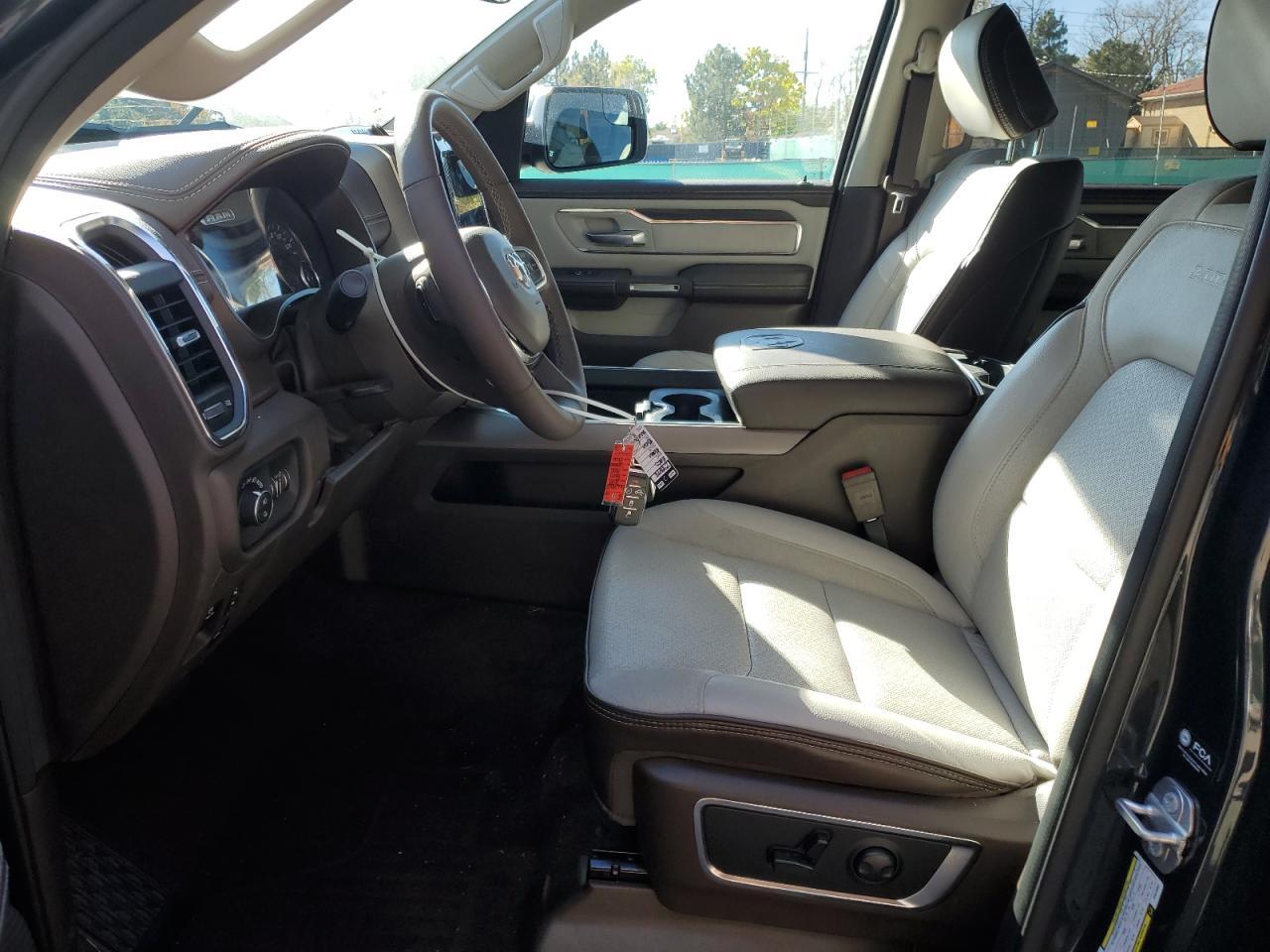 2025 Ram 1500 Laramie - Фото 7