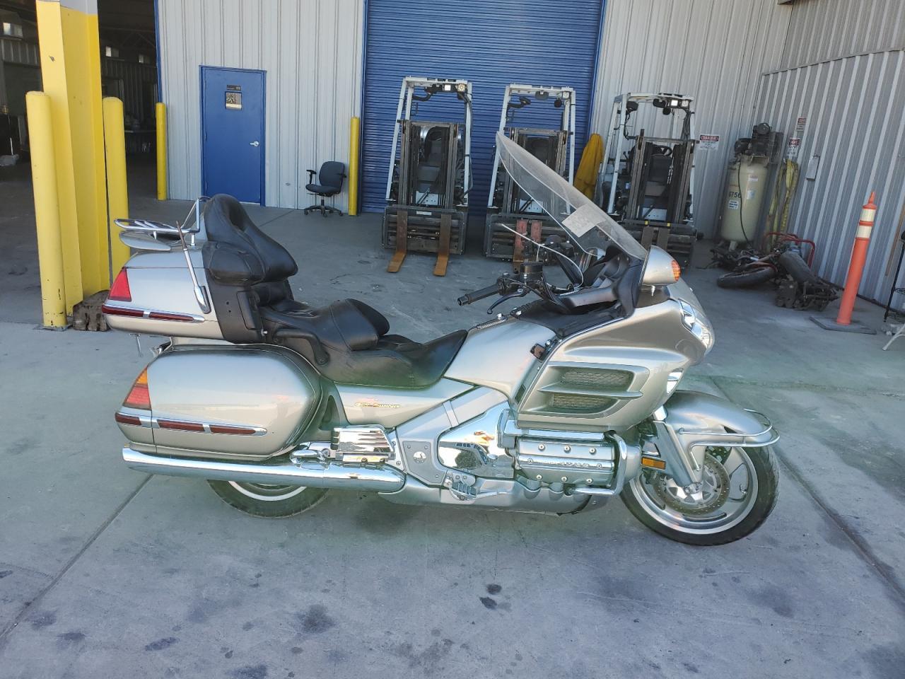 2002 Honda Gl1800
