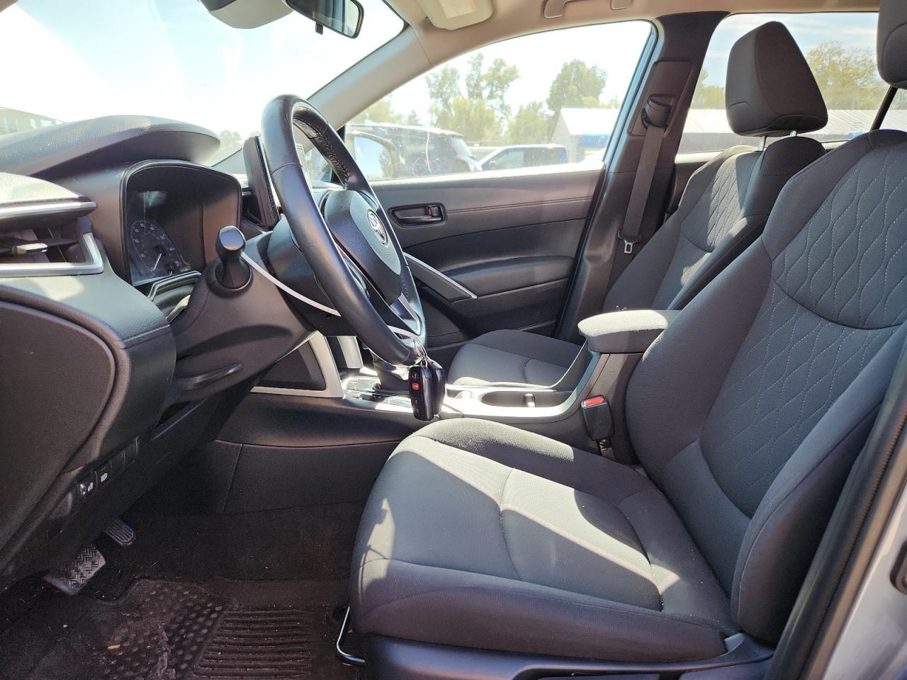2023 Toyota Corolla Cross Le - Image 7