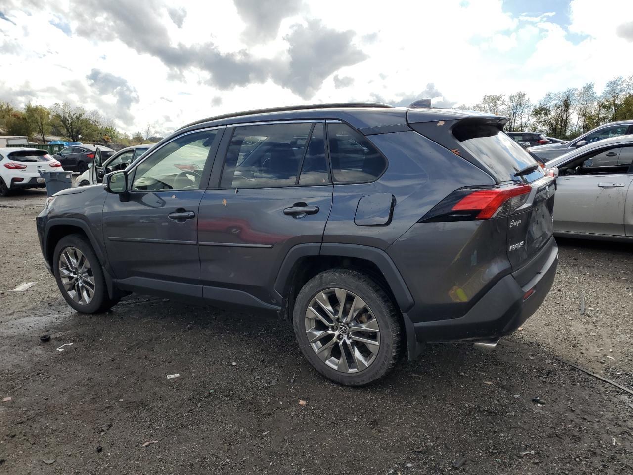 2019 Toyota Rav4 Xle Premium - Фото 2