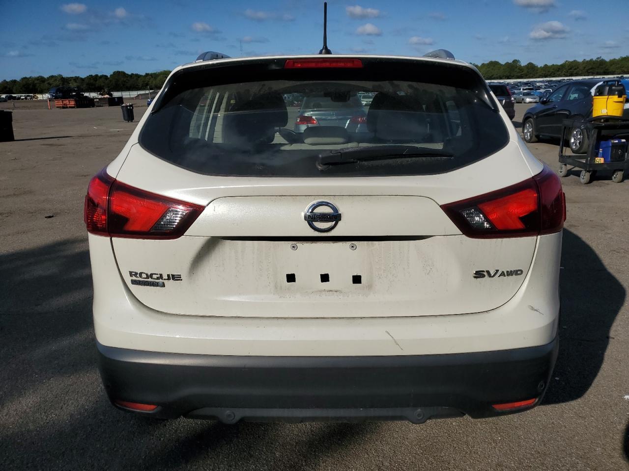 2019 Nissan Rogue Sport S - Фото 6