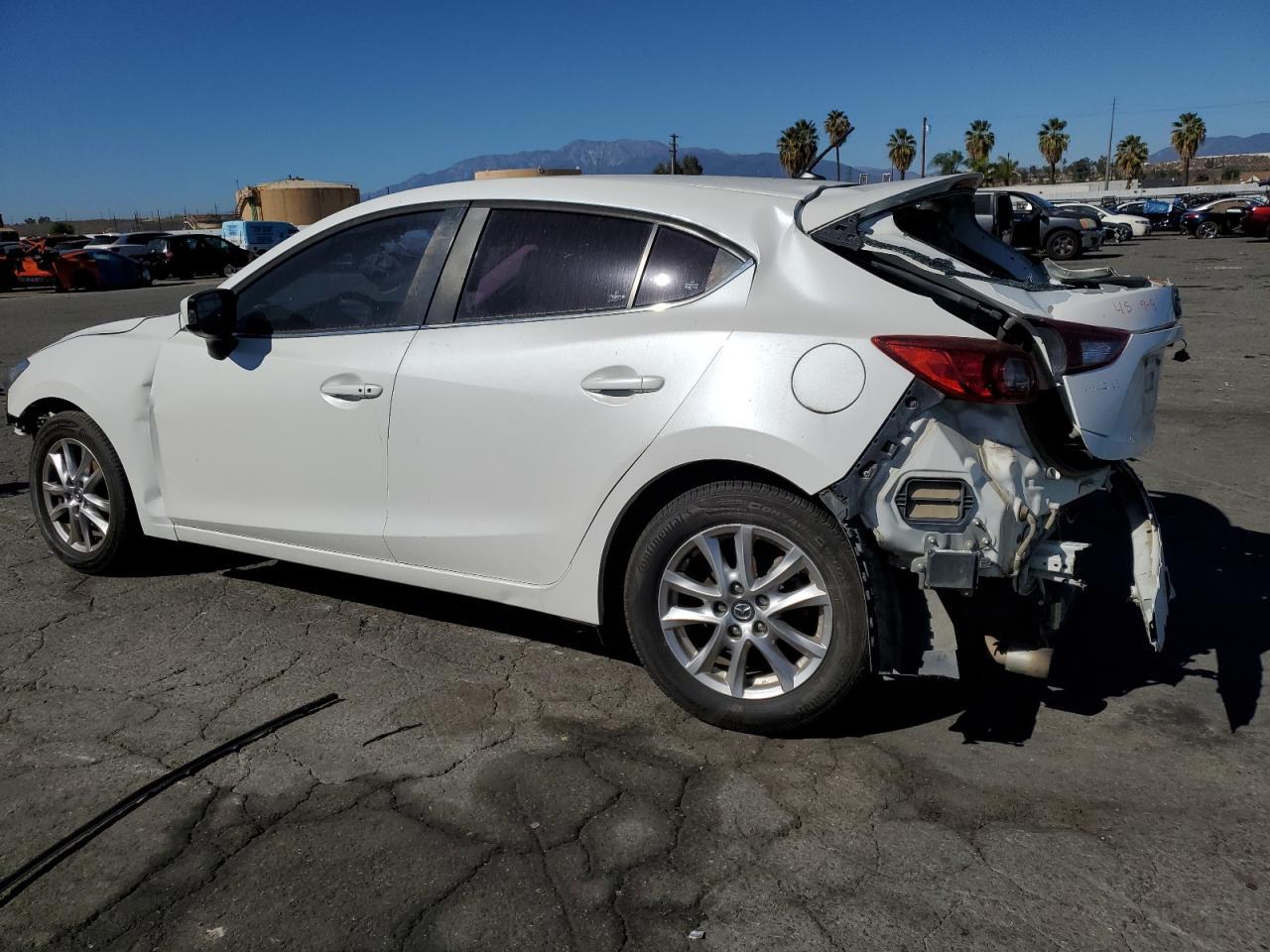 2015 Mazda 3 Touring - Фото 2