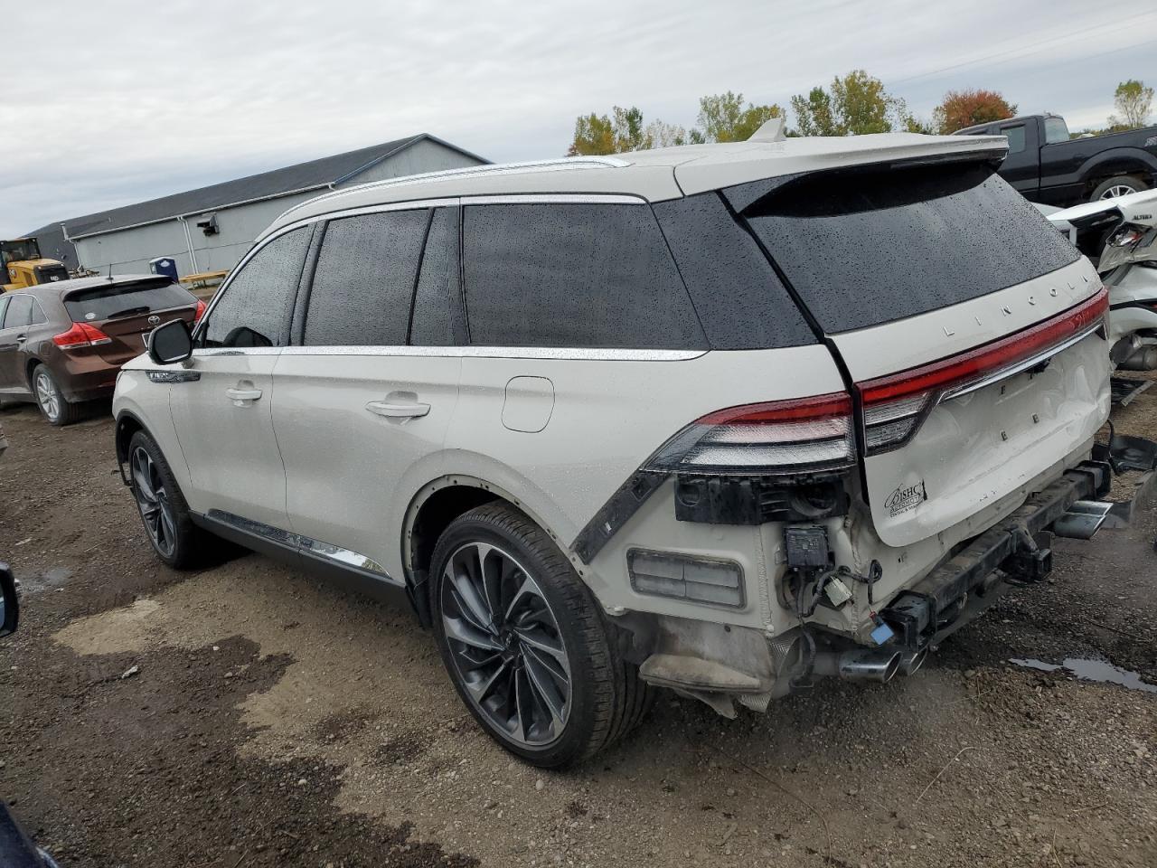 2020 Lincoln Aviator Reserve - Image 2