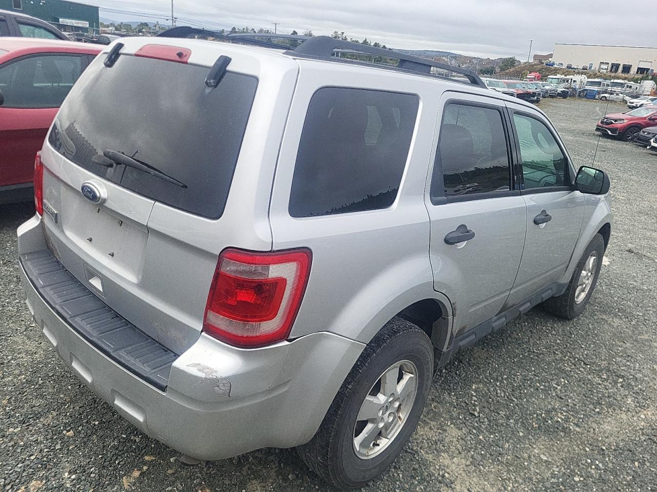 2012 Ford Escape Xlt - Image 3