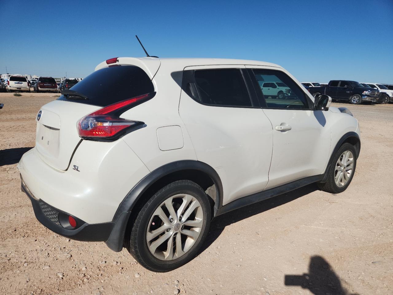 2015 Nissan Juke S - Image 3