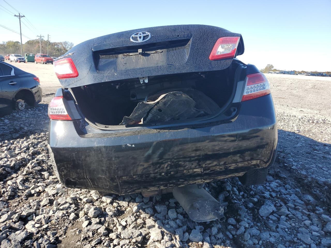 2011 Toyota Camry Base - Image 6