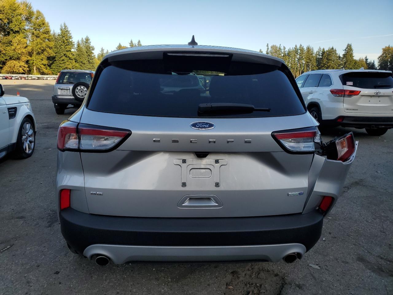 2020 Ford Escape Se - Фото 6