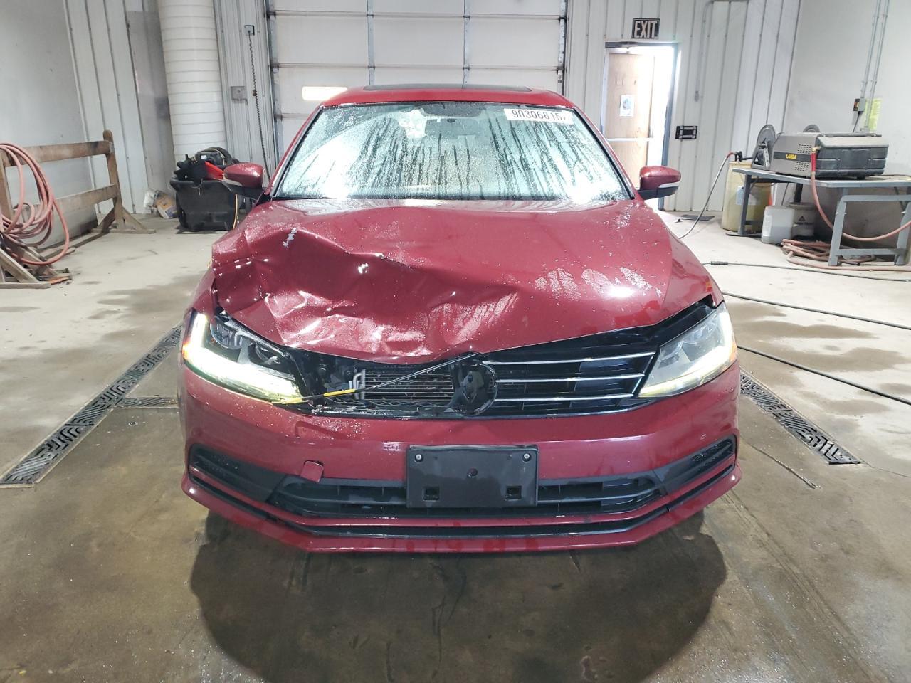 2017 Volkswagen Jetta Se - Фото 5