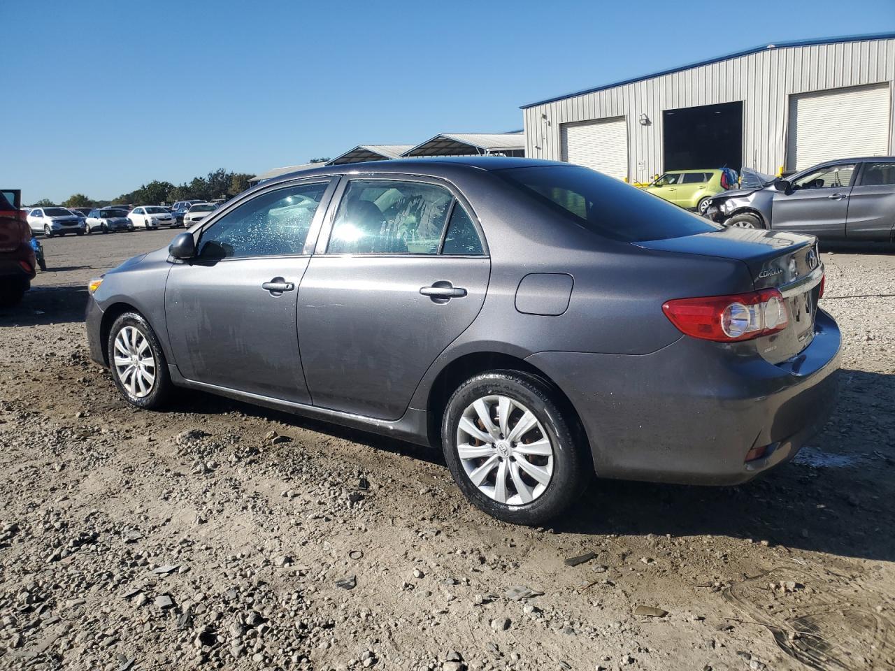 2013 Toyota Corolla Le - Фото 2